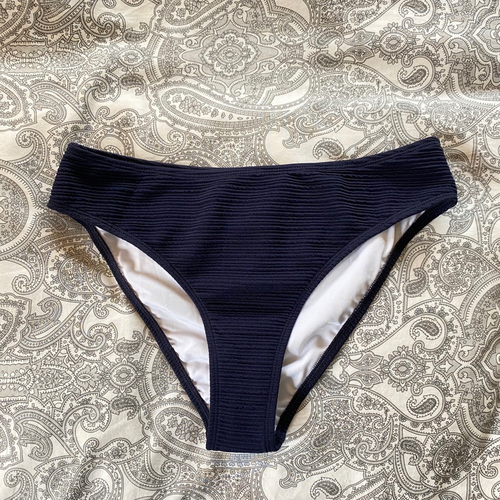 Cupshe Bikini Set - Picture 5 of 7